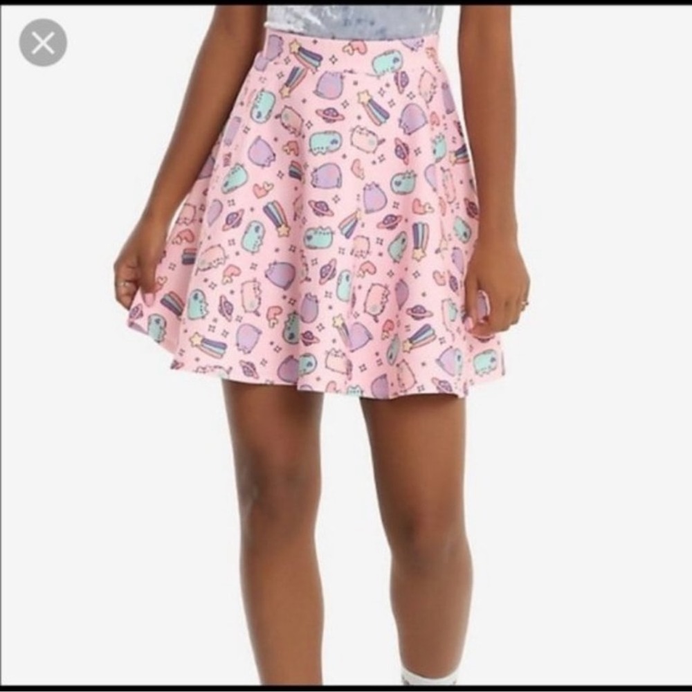 Hot Topic Pusheen Skater Skirt szL